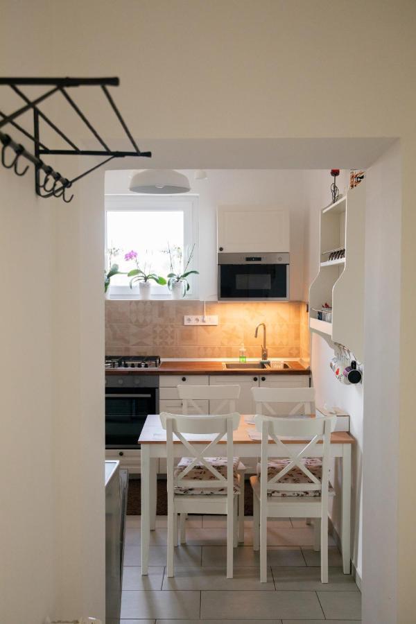 Firpo Apartman Eger Exterior photo
